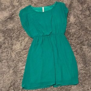 Size medium cute midi dress. Size medium